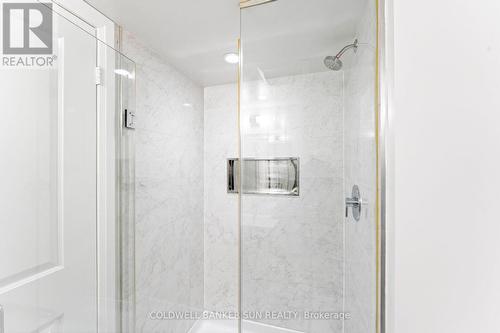 304 - 30 Meadowglen Place, Toronto, ON - Indoor Photo Showing Bathroom