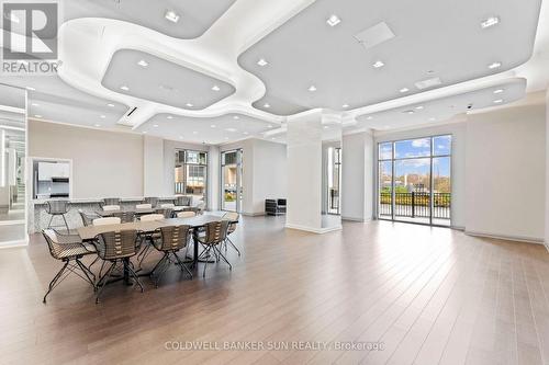 304 - 30 Meadowglen Place, Toronto, ON - Indoor Photo Showing Dining Room