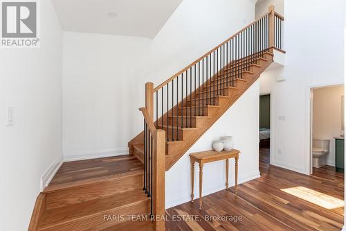 38 Magazine Street, Penetanguishene, ON - Indoor Photo Showing Other Room