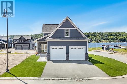 38 Magazine Street, Penetanguishene, ON - Outdoor With Facade