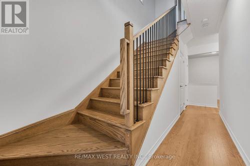 11 Gemini Drive, Barrie, ON - Indoor Photo Showing Other Room