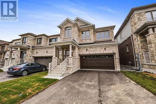 11 Gemini Drive, Barrie, ON - Outdoor With Facade