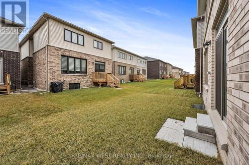 11 Gemini Drive, Barrie, ON - Outdoor