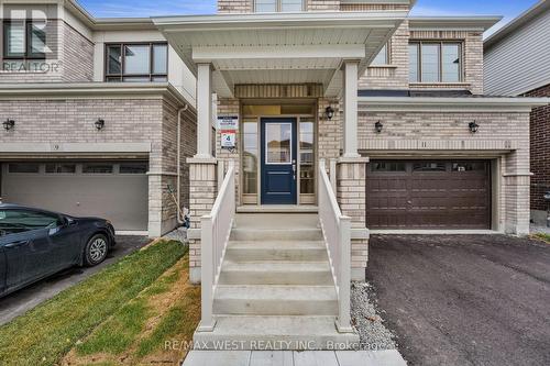 11 Gemini Drive, Barrie, ON - Outdoor With Facade