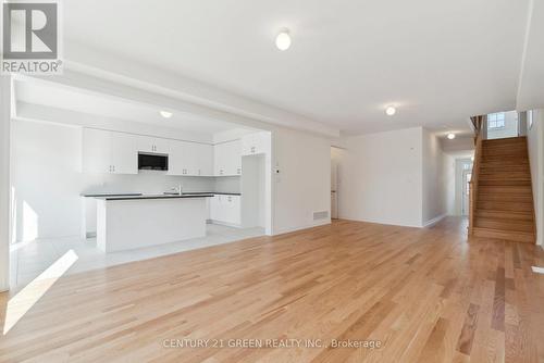 41 Durham Avenue, Barrie, ON - Indoor Photo Showing Kitchen