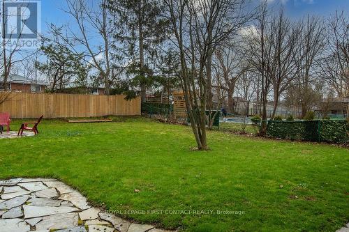 205 Wellington Street E, Barrie, ON - Outdoor With Backyard