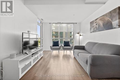 408 - 65 Yorkland Boulevard, Brampton, ON - Indoor Photo Showing Living Room