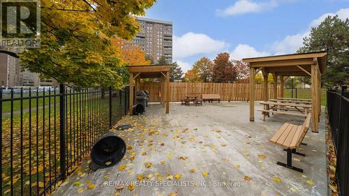 1011 - 18 Knightsbridge Road, Brampton, ON - Outdoor