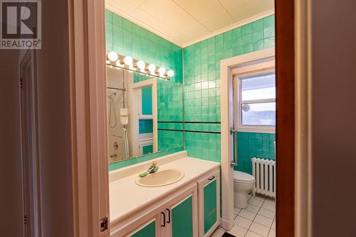 2685 Topsail Road, Conception Bay South, NL - Indoor Photo Showing Bathroom