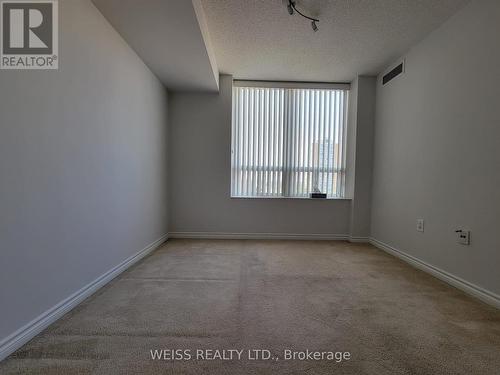 713 - 55 Strathaven Drive, Mississauga, ON - Indoor Photo Showing Other Room