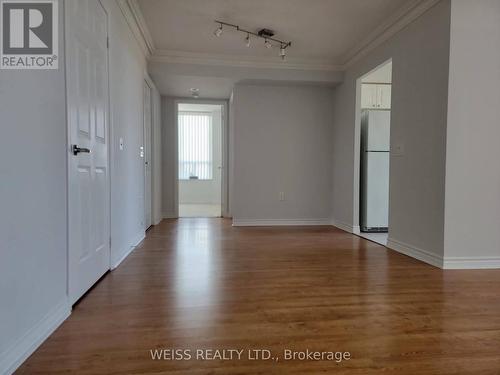 713 - 55 Strathaven Drive, Mississauga, ON - Indoor Photo Showing Other Room