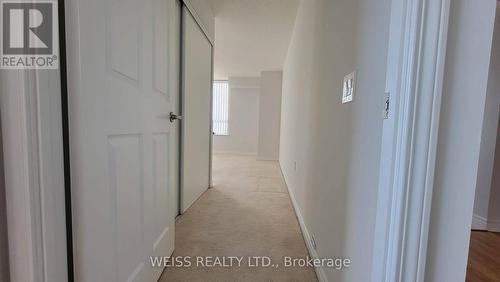 713 - 55 Strathaven Drive, Mississauga, ON - Indoor Photo Showing Other Room