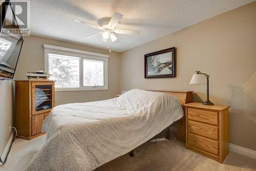 Bedroom 2 - 14136 Park Estates Drive Se, Calgary, AB 