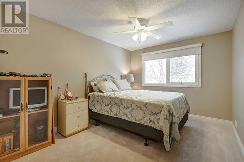 Bedroom 3 - 14136 Park Estates Drive Se, Calgary, AB 