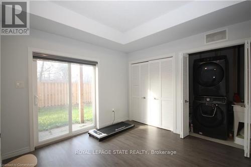 17 Barley Lane, Hamilton, ON - Indoor Photo Showing Other Room