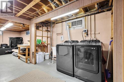 1200 Lancaster Street, London, ON - Indoor Photo Showing Laundry Room