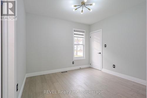 6304 Ker Street, Niagara Falls (216 - Dorchester), ON - Indoor Photo Showing Other Room