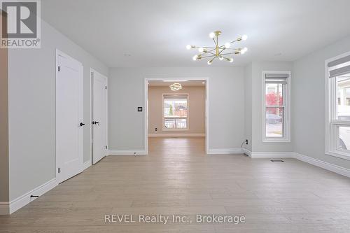 6304 Ker Street, Niagara Falls (216 - Dorchester), ON - Indoor Photo Showing Other Room