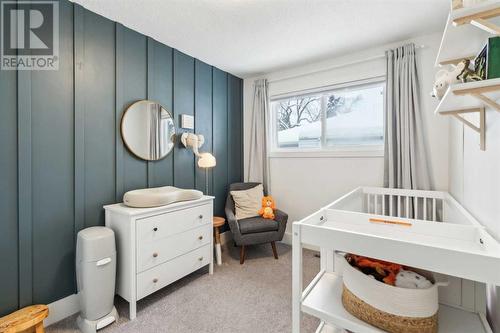 3rd bedroom - 2055 33 Street Se, Calgary, AB 