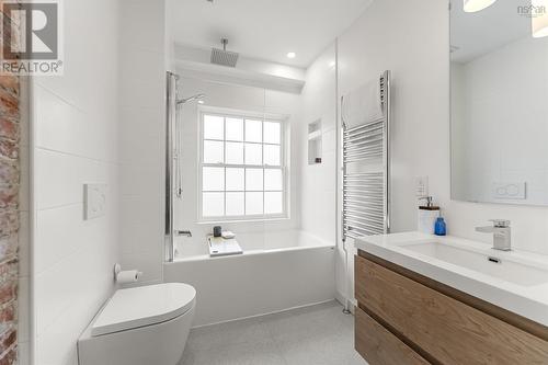 5537 Columbus Place, Halifax, NS - Indoor Photo Showing Bathroom