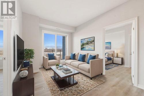 313 - 1350 Hemlock Street, Ottawa, ON - Indoor Photo Showing Living Room