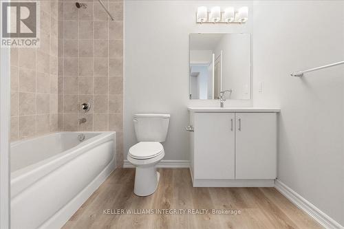 313 - 1350 Hemlock Street, Ottawa, ON - Indoor Photo Showing Bathroom