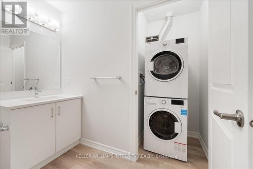 313 - 1350 Hemlock Street, Ottawa, ON - Indoor Photo Showing Laundry Room