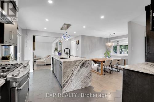 1034 Bayview Drive, Ottawa, ON - Indoor Photo Showing Kitchen With Upgraded Kitchen