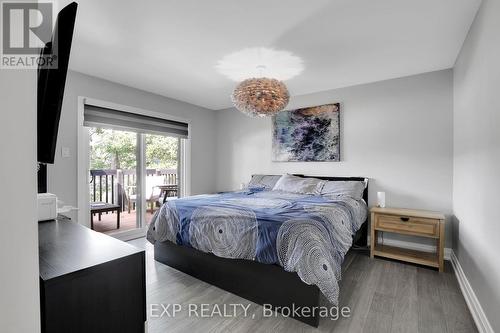 1034 Bayview Drive, Ottawa, ON - Indoor Photo Showing Bedroom