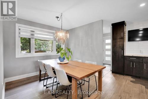 1034 Bayview Drive, Ottawa, ON - Indoor Photo Showing Dining Room