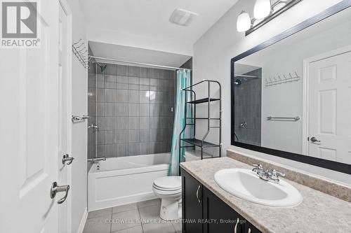 157 Anthracite Pvt, Ottawa, ON - Indoor Photo Showing Bathroom