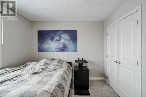 34 Mahogany Close Se, Calgary, AB - Indoor Photo Showing Bedroom