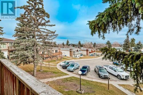 202, 219 Huntington Park Bay Nw, Calgary, AB - Outdoor With View