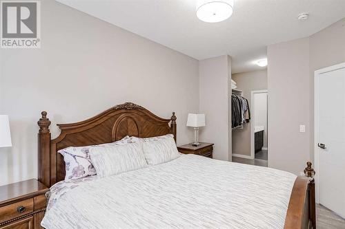 605, 122 Mahogany Centre Se, Calgary, AB - Indoor Photo Showing Bedroom