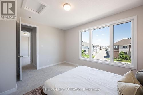 1007 Canoe Street, Ottawa, ON - Indoor Photo Showing Bedroom