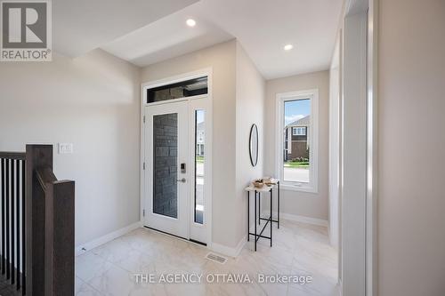 1007 Canoe Street, Ottawa, ON - Indoor Photo Showing Other Room