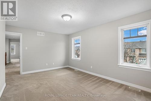 74 Madelon Drive, Ottawa, ON - Indoor Photo Showing Other Room