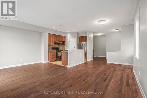 74 Madelon Drive, Ottawa, ON - Indoor Photo Showing Kitchen