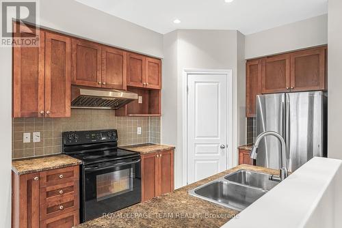 74 Madelon Drive, Ottawa, ON - Indoor Photo Showing Kitchen With Double Sink