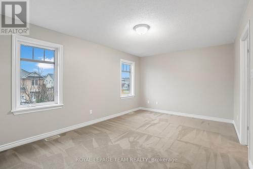 74 Madelon Drive, Ottawa, ON - Indoor Photo Showing Other Room