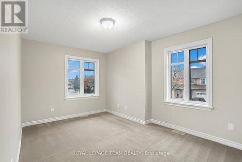 74 Madelon Drive, Ottawa, ON - Indoor Photo Showing Other Room