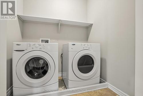 74 Madelon Drive, Ottawa, ON - Indoor Photo Showing Laundry Room