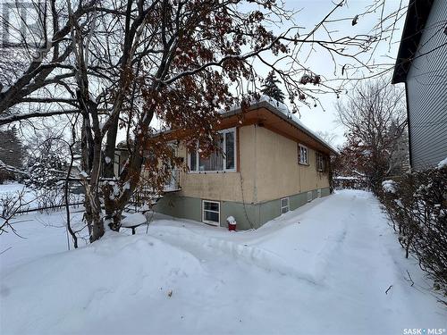 2737 Broder Street, Regina, SK - Outdoor