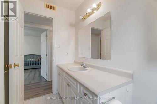 2238 Pitt Street, Cornwall, ON - Indoor Photo Showing Bathroom