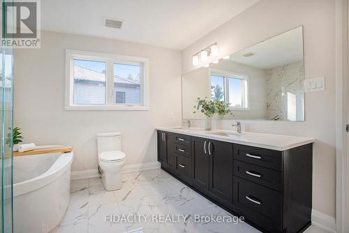 1987 Cessna, Ottawa, ON - Indoor Photo Showing Bathroom