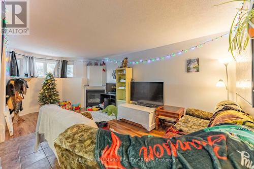 493 Mario Street, Hawkesbury, ON - Indoor Photo Showing Living Room