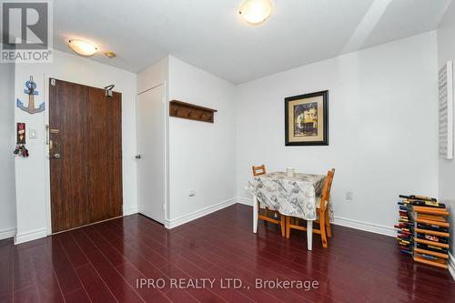 705 - 21 Knightsbridge Road, Brampton, ON - Indoor Photo Showing Dining Room