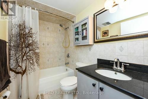 705 - 21 Knightsbridge Road, Brampton, ON - Indoor Photo Showing Bathroom