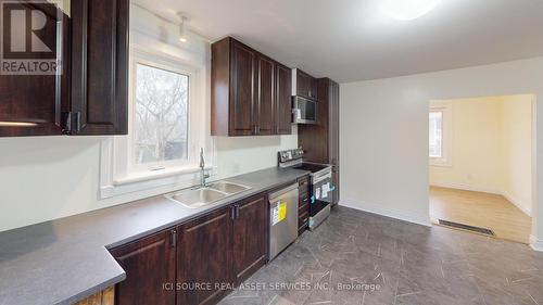 473 Christink Lane, Pembroke, ON - Indoor Photo Showing Kitchen With Double Sink