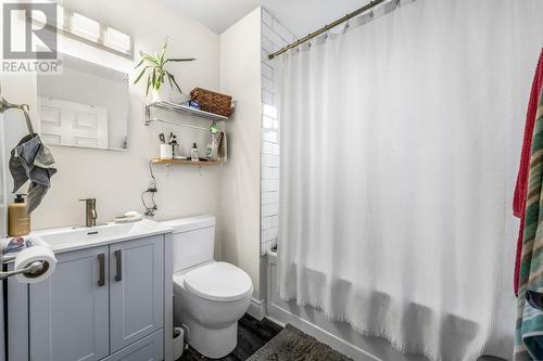 7 Torbay Road, St. John'S, NL - Indoor Photo Showing Bathroom